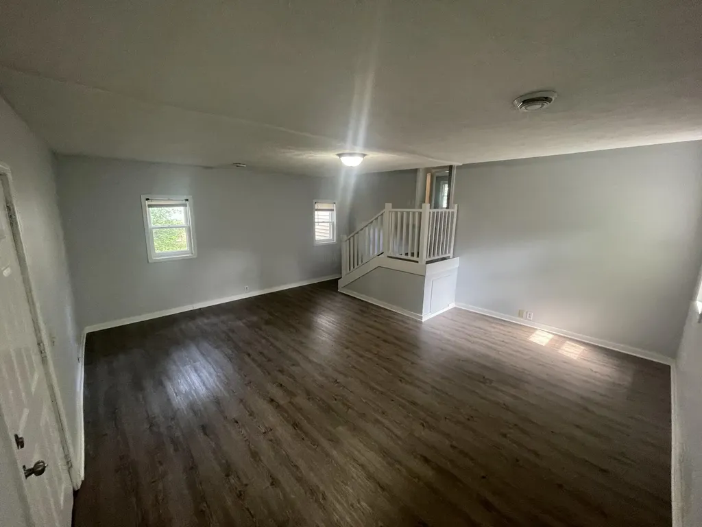 1534 Cedar Street NE Grand Rapids City MI 49503