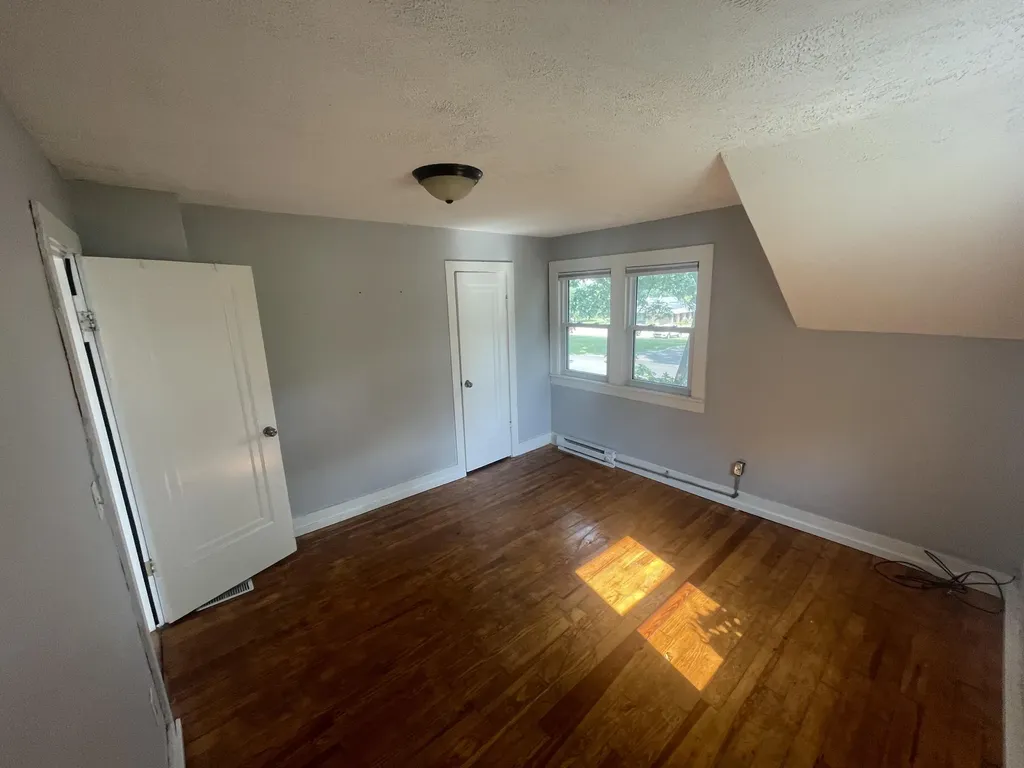 1534 Cedar Street NE Grand Rapids City MI 49503
