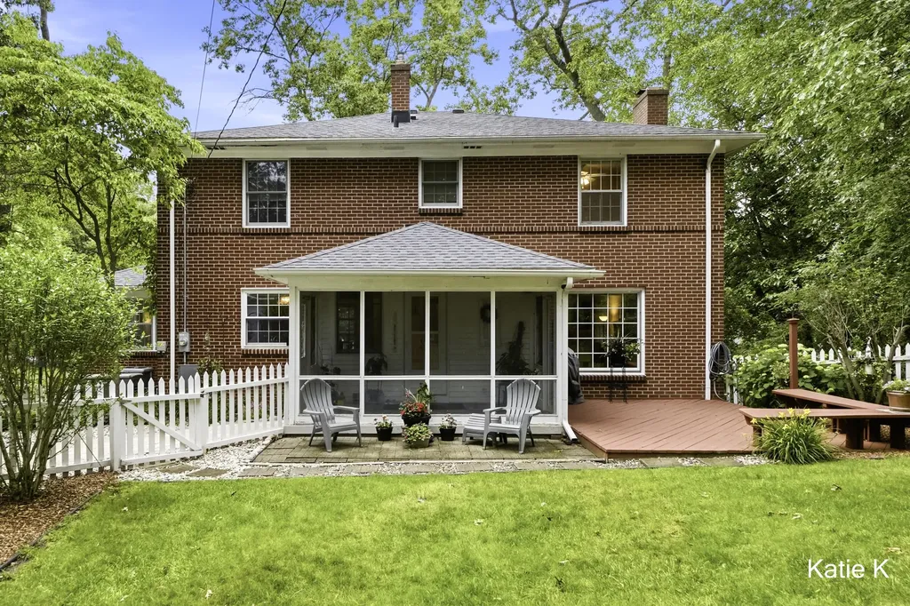 1648 Fisk Road SE East Grand Rapids City MI 49506