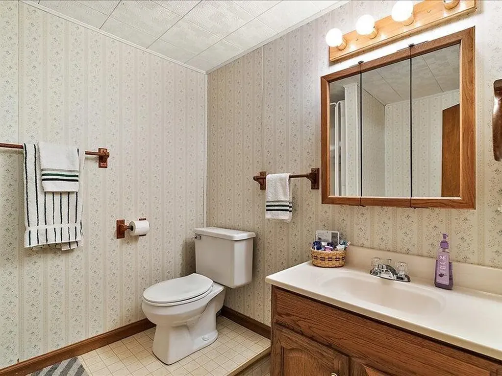 728 N Stewart Avenue Fremont City MI 49412
