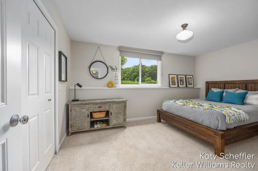 4611 Windcliff Drive NE Plainfield Charter Township MI 49341