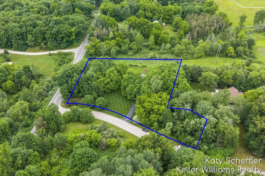 4611 Windcliff Drive NE Plainfield Charter Township MI 49341