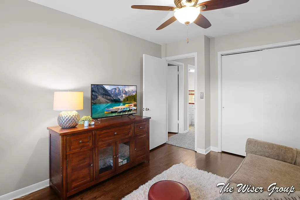 1613 Lotus Avenue SE Grand Rapids City MI 49506