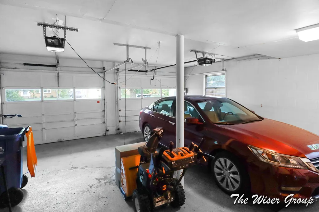 1613 Lotus Avenue SE Grand Rapids City MI 49506