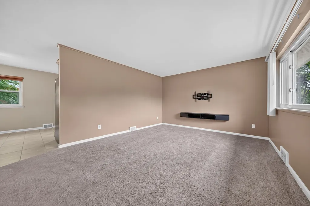 43924 Donley Drive Sterling Heights City MI 48314