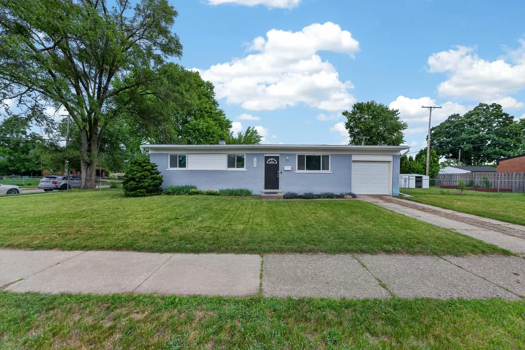 43924 Donley Drive Sterling Heights City MI 48314