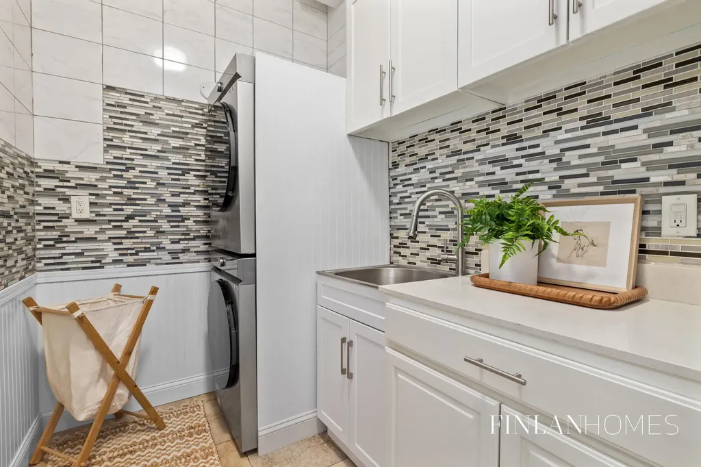 8210 Powderhorn Trail SE Caledonia Township MI 49316