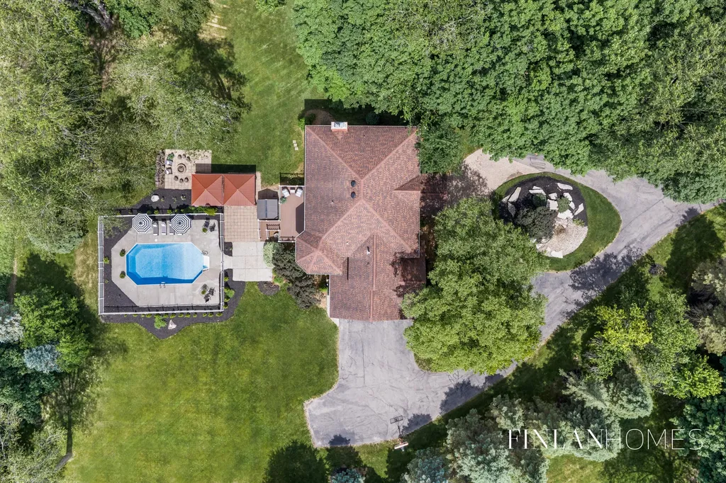 8210 Powderhorn Trail SE Caledonia Township MI 49316