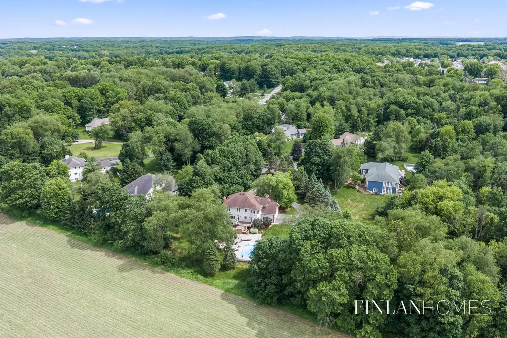8210 Powderhorn Trail SE Caledonia Township MI 49316