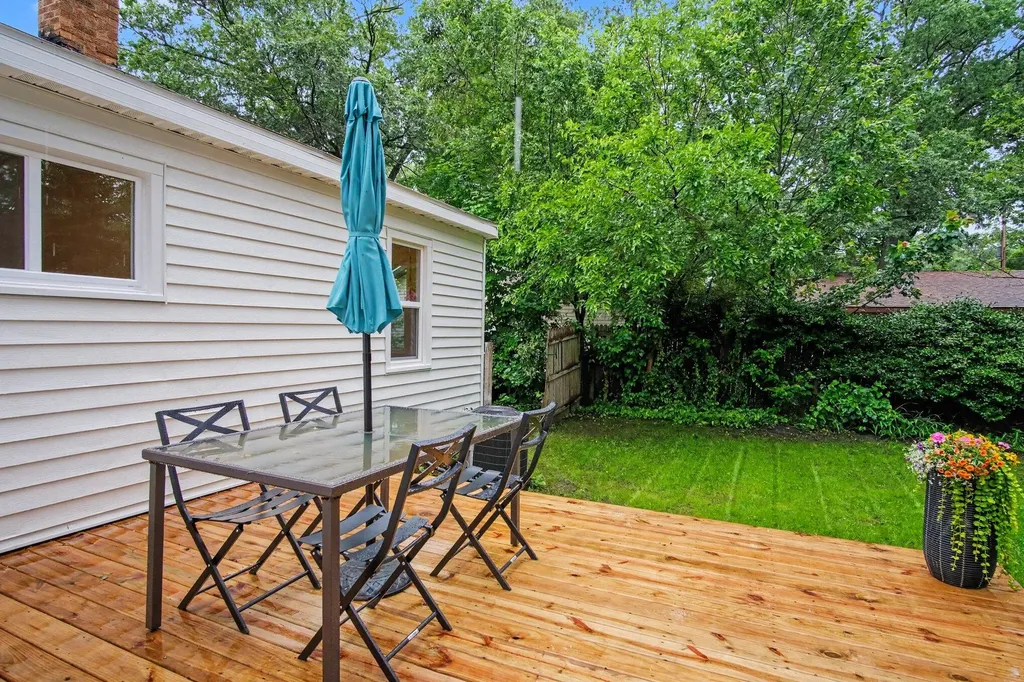 1339 Howard Avenue Muskegon City MI 49442