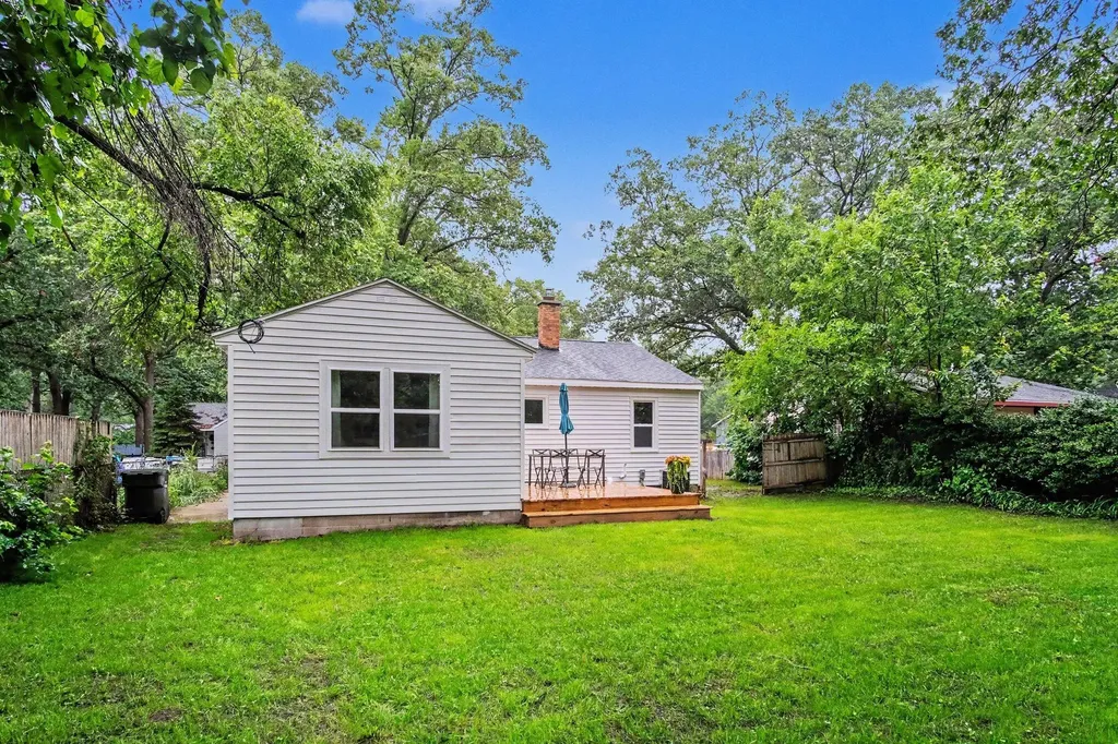 1339 Howard Avenue Muskegon City MI 49442