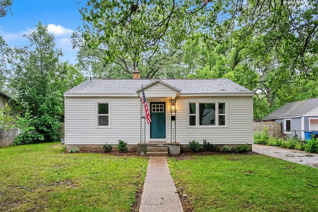 1339 Howard Avenue Muskegon City MI 49442