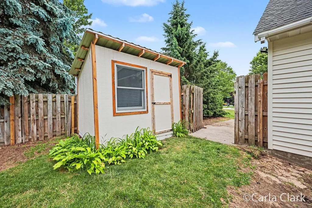 6285 Blanca Drive NE Plainfield Charter Township MI 49341