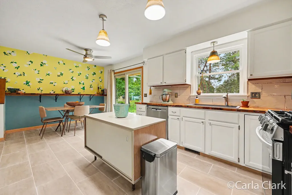 6285 Blanca Drive NE Plainfield Charter Township MI 49341