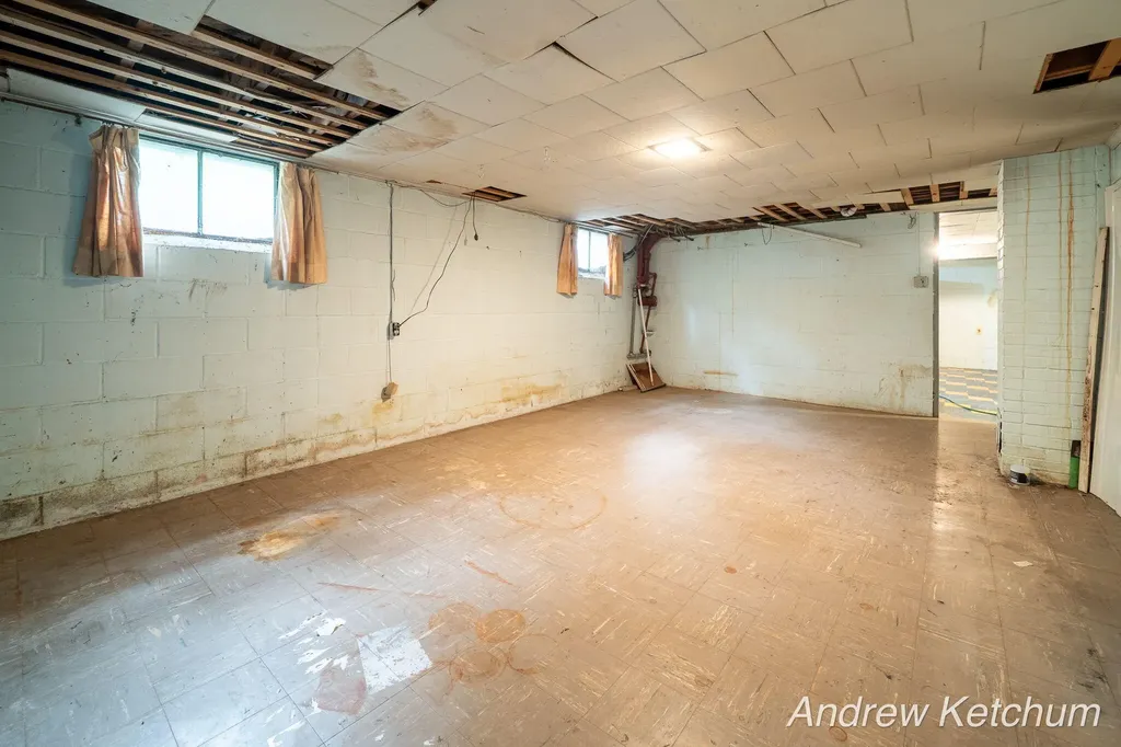297 Fourth Avenue Holland Charter Township MI 49424