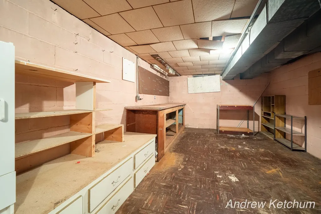 297 Fourth Avenue Holland Charter Township MI 49424