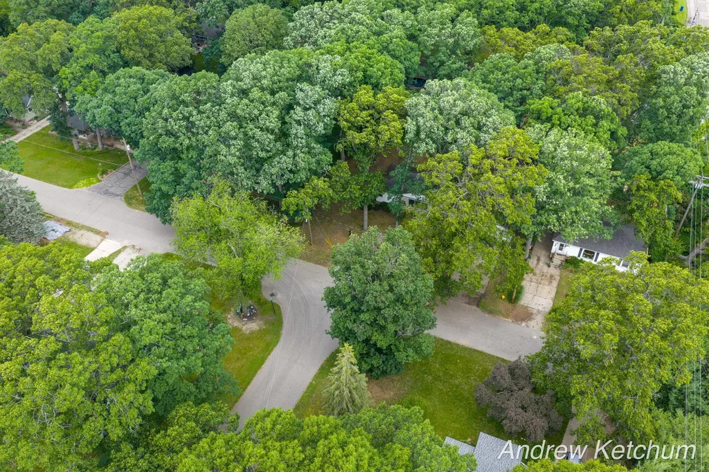 297 Fourth Avenue Holland Charter Township MI 49424