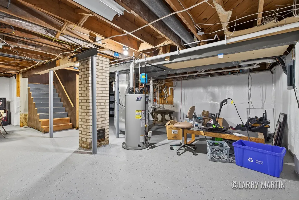 224 S Weaver Avenue Fremont City MI 49412