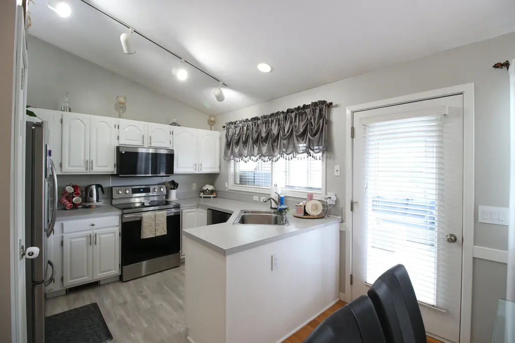 4570 Country Hill Drive SE Kentwood City MI 49512