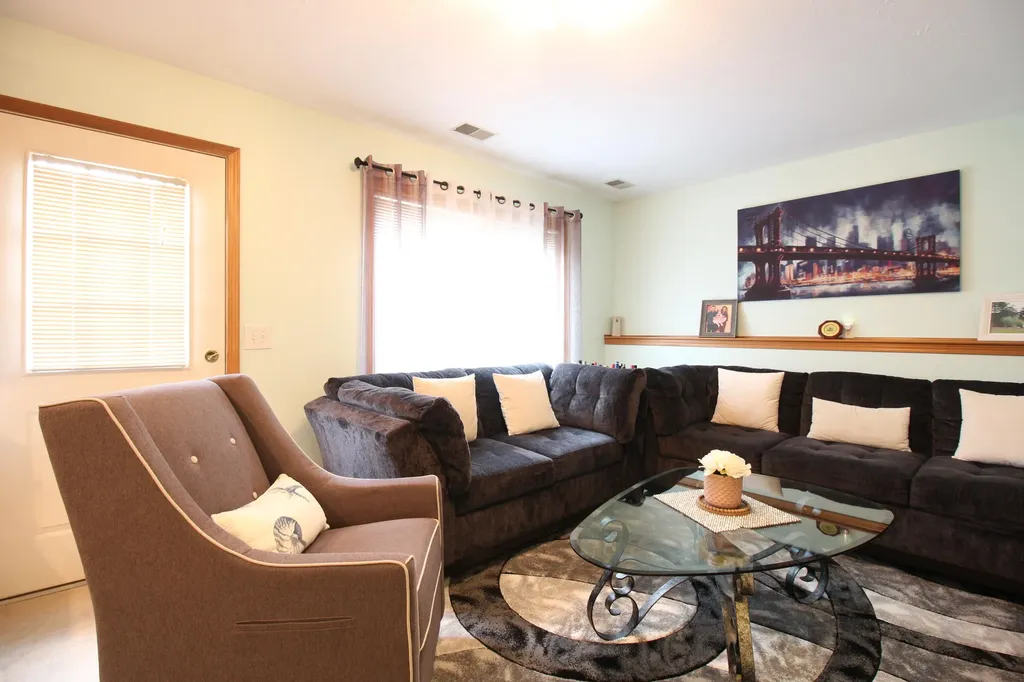 4570 Country Hill Drive SE Kentwood City MI 49512
