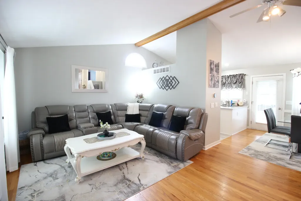 4570 Country Hill Drive SE Kentwood City MI 49512