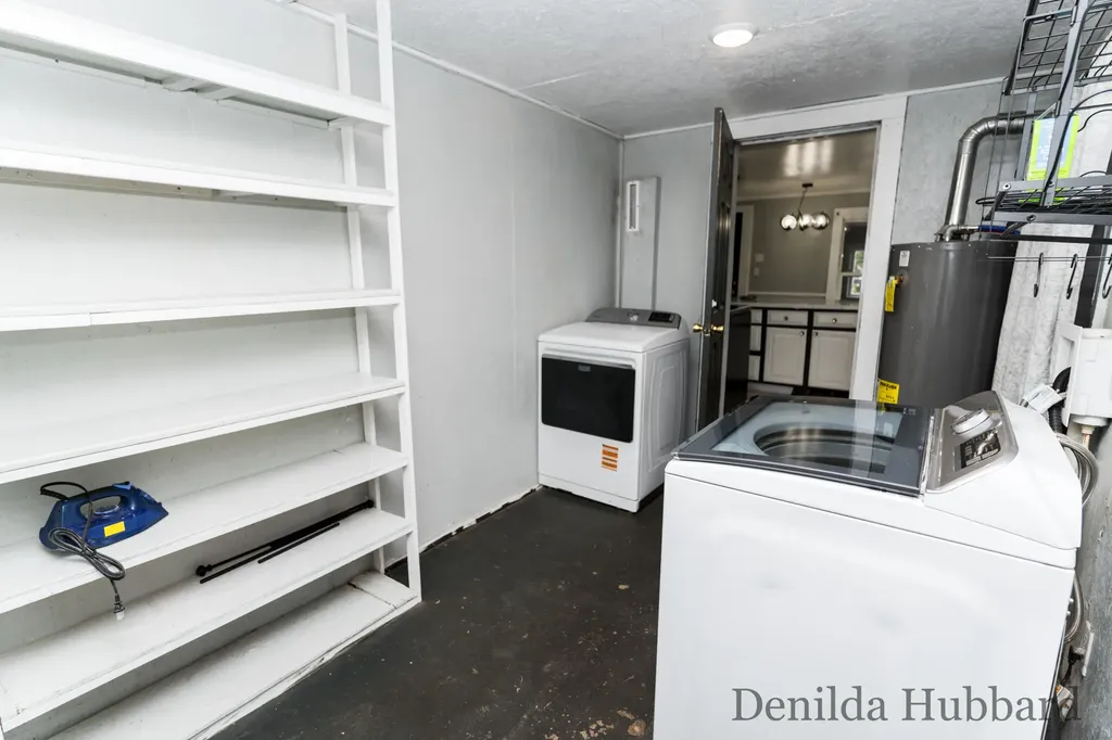 205 N Lincoln Avenue Unknown City MI 48850