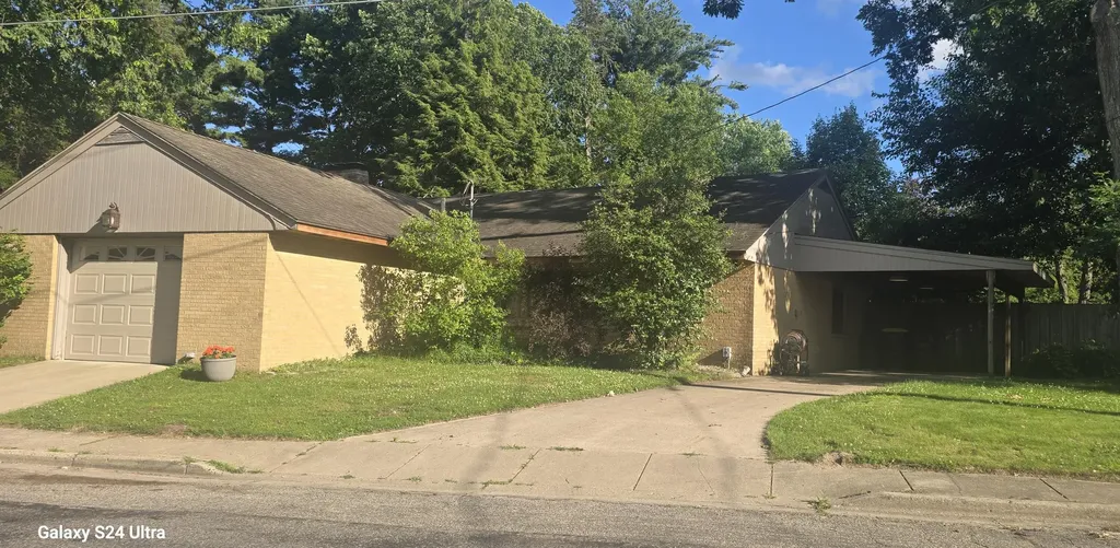 888 W Walnut Street Hastings City MI 49058