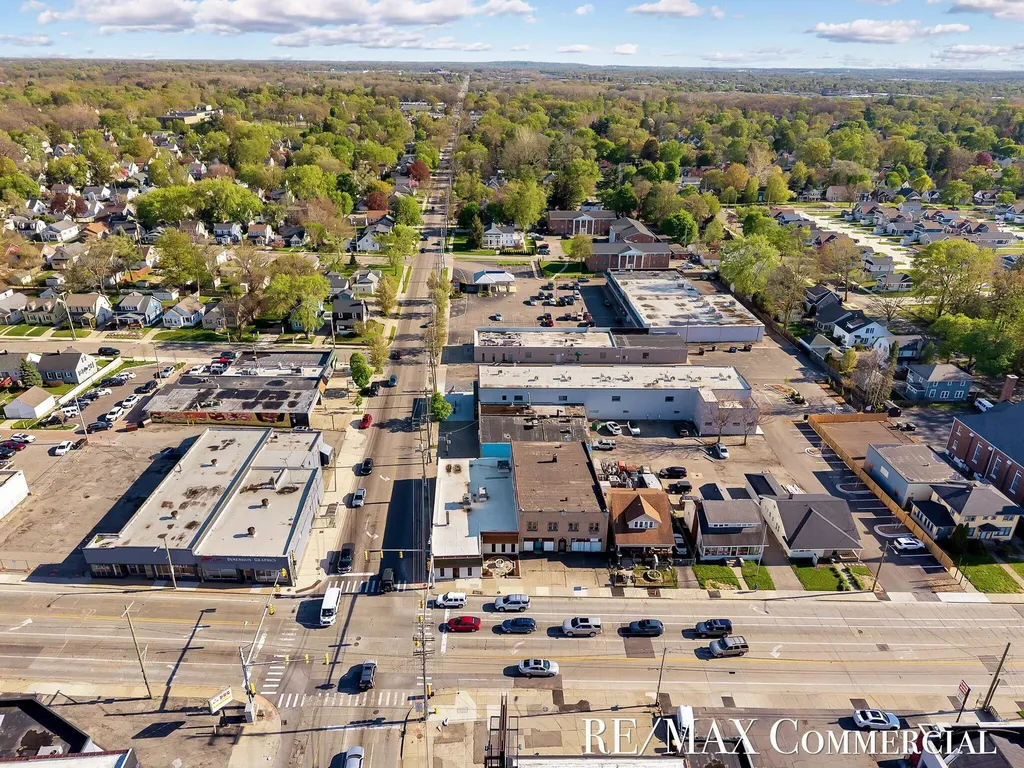 758 Burton Street SE Grand Rapids City MI 49507