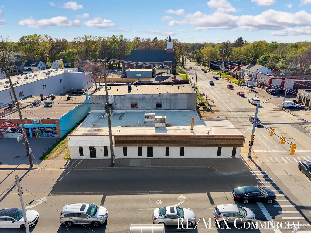 758 Burton Street SE Grand Rapids City MI 49507