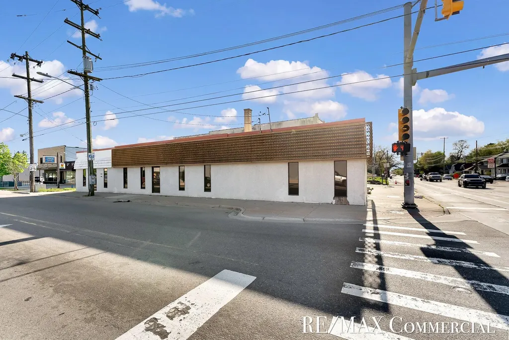 758 Burton Street SE Grand Rapids City MI 49507