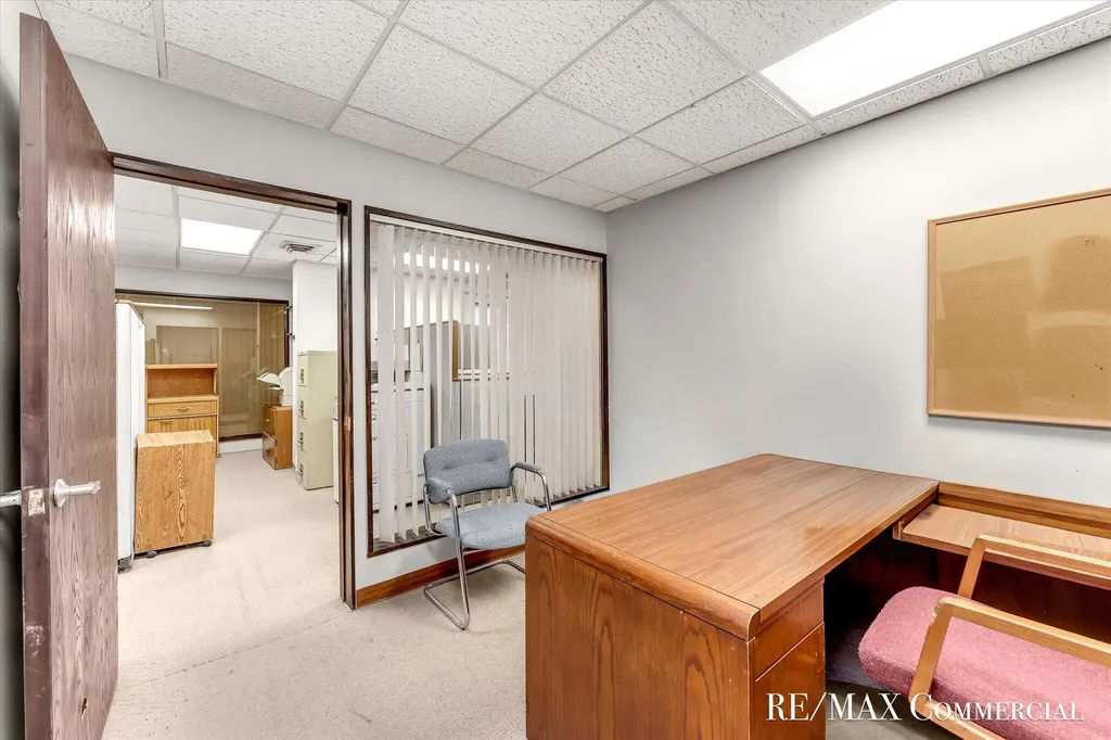 758 Burton Street SE Grand Rapids City MI 49507