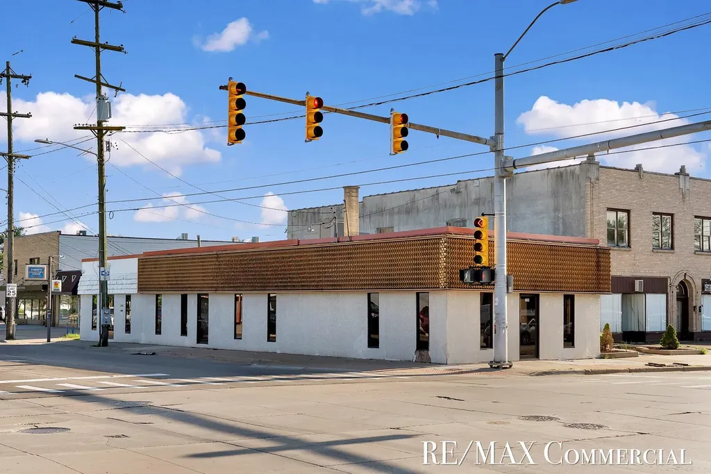 758 Burton Street SE Grand Rapids City MI 49507