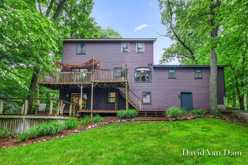 7920 Fitzsimmons Court SE Caledonia Township MI 49302