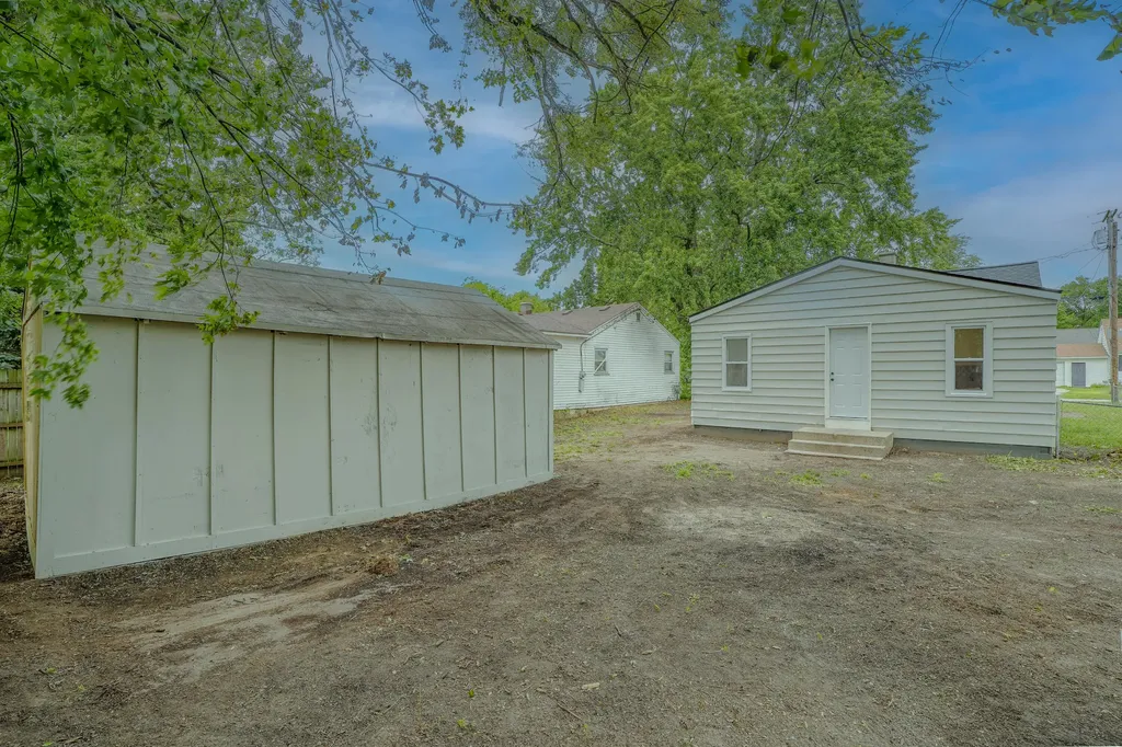 310 Majestic Street SE Kentwood City MI 49548