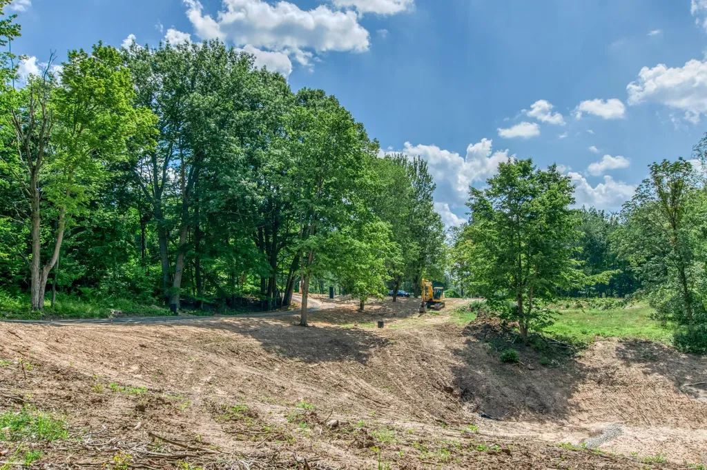 4260 Bradford Street NE Grand Rapids Charter Township MI 49525