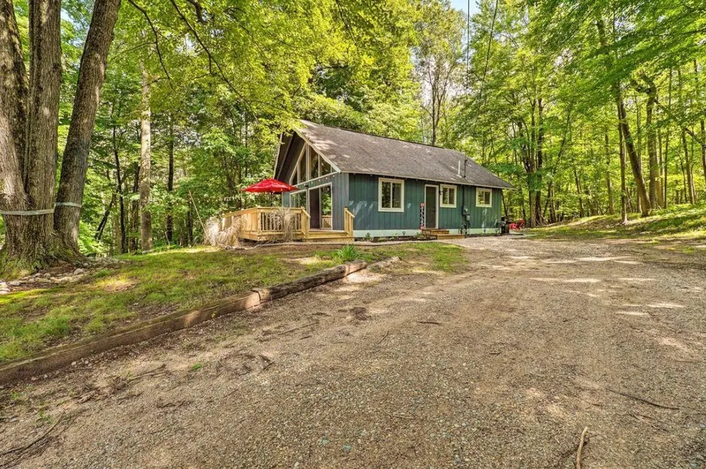 12155 Dubois Drive Morton Township MI 49346