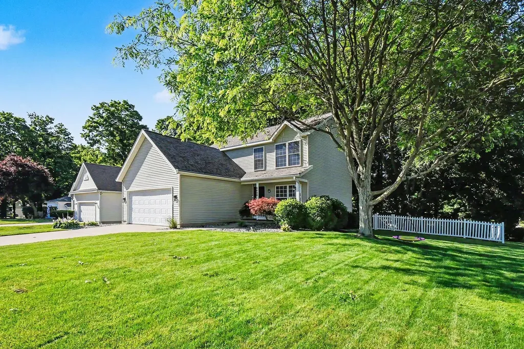 6620 Jousma Court SE Caledonia Township MI 49316