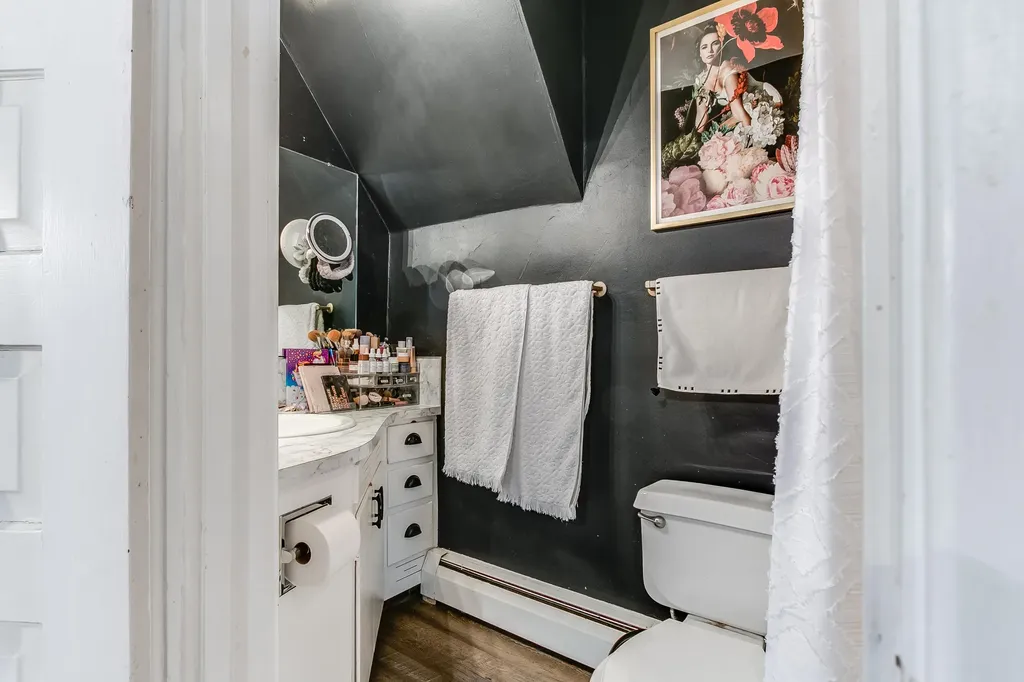 614 Crescent Street NE Grand Rapids City MI 49503
