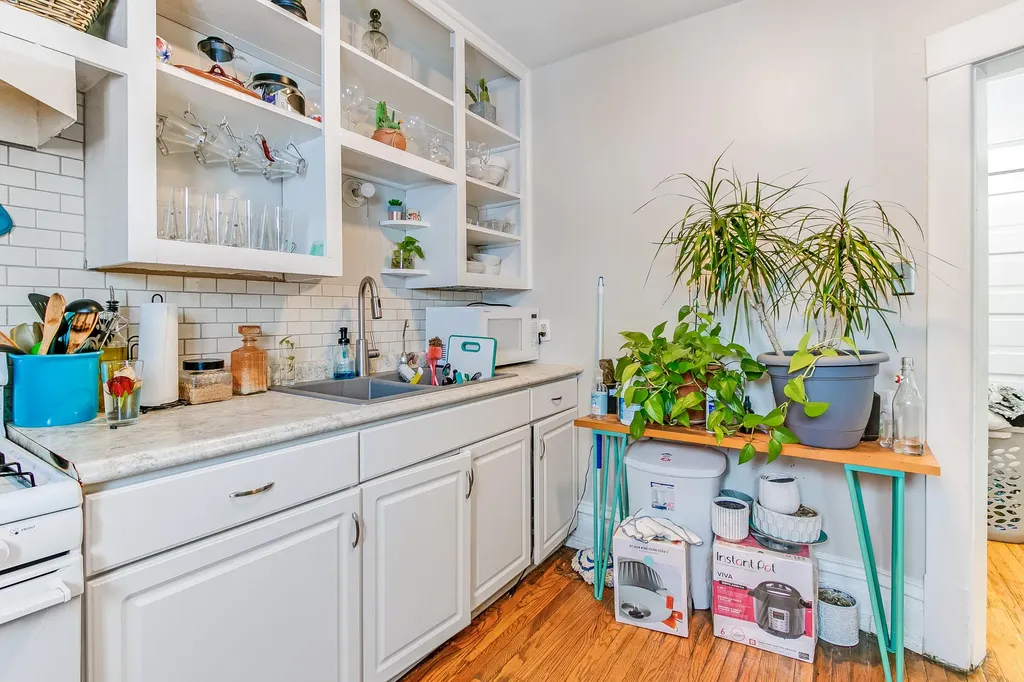 614 Crescent Street NE Grand Rapids City MI 49503
