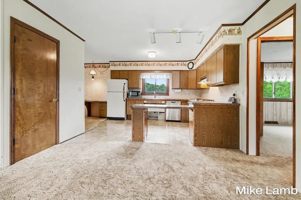 3685 20th Street Dorr Township MI 49323