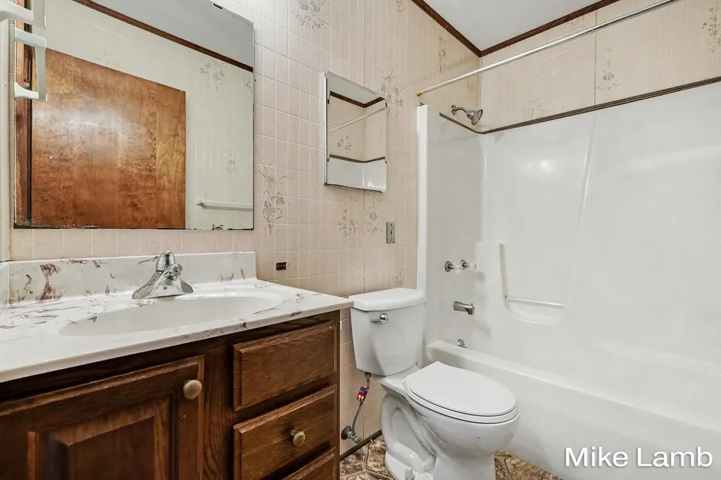 3685 20th Street Dorr Township MI 49323