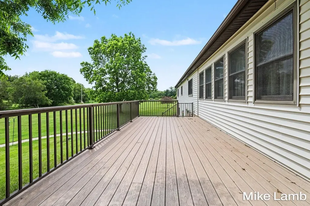 3685 20th Street Dorr Township MI 49323