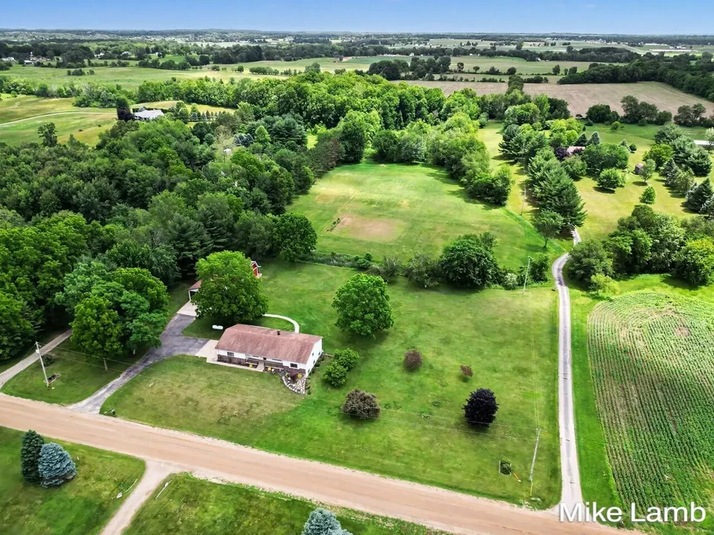 3685 20th Street Dorr Township MI 49323