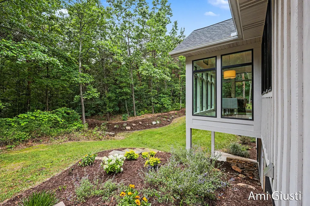7639 Blakely Drive NE Cannon Township MI 49341