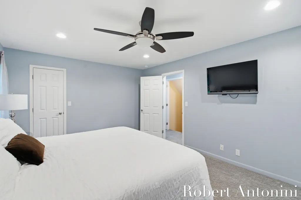 1708 Mont Rue Drive SE Cascade Charter Township MI 49546