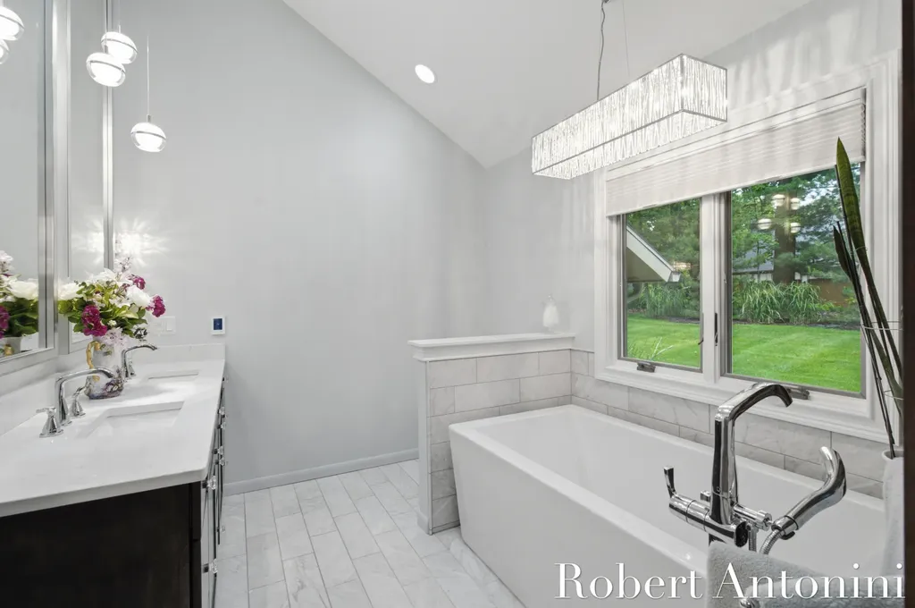 1708 Mont Rue Drive SE Cascade Charter Township MI 49546