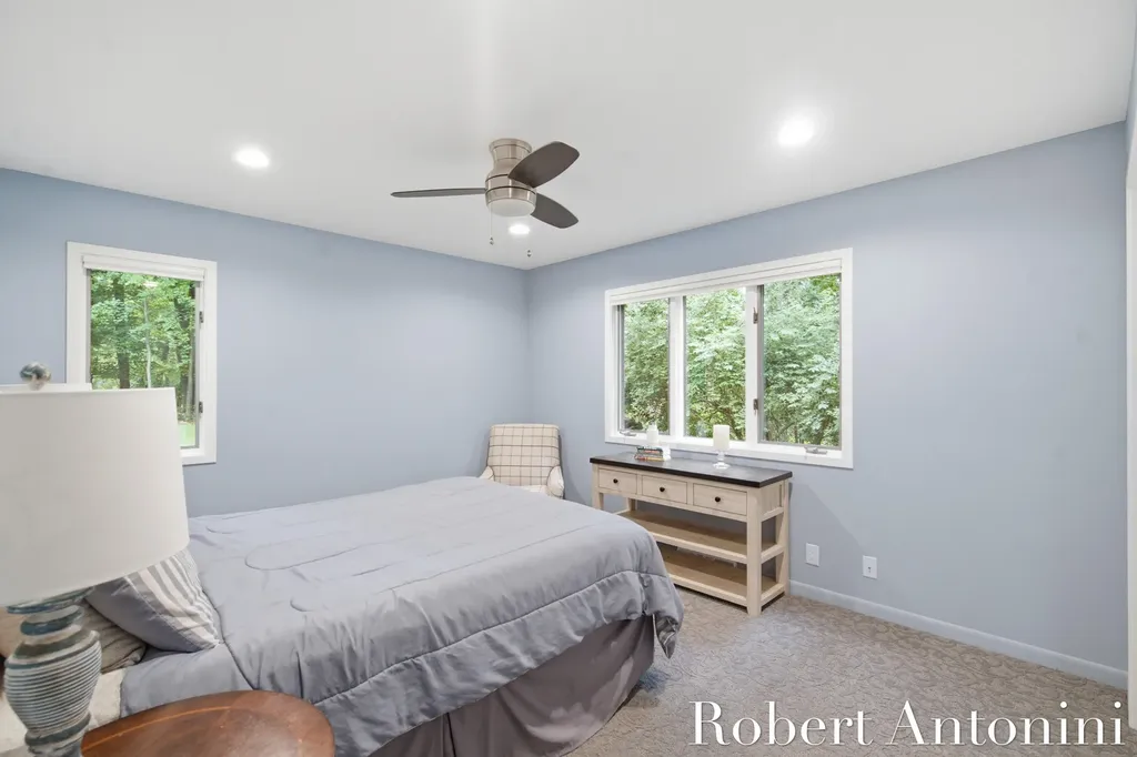 1708 Mont Rue Drive SE Cascade Charter Township MI 49546