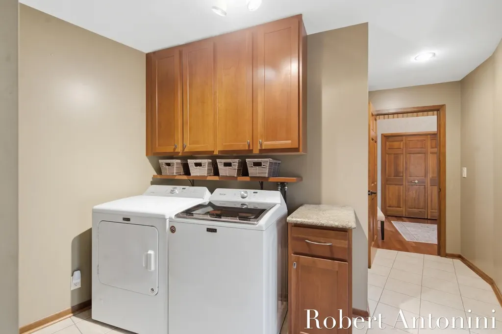 1708 Mont Rue Drive SE Cascade Charter Township MI 49546