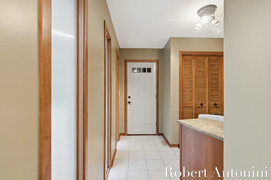 1708 Mont Rue Drive SE Cascade Charter Township MI 49546