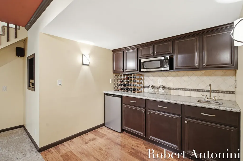 1708 Mont Rue Drive SE Cascade Charter Township MI 49546